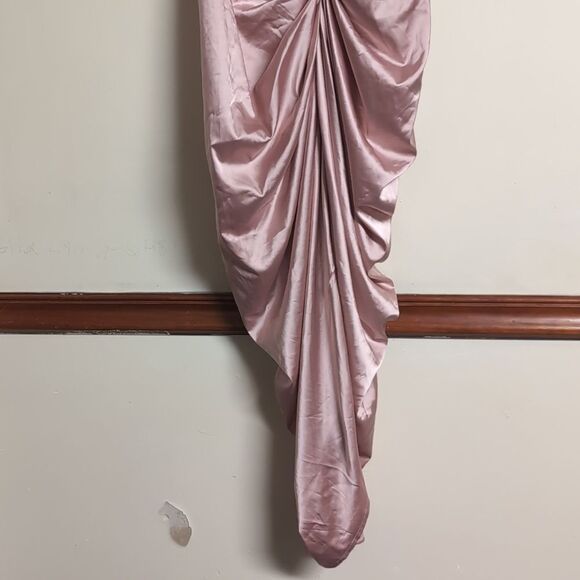 PrettyLittle‎ Thing Rose Pink Satin Cowl Strap Midi Dress Size 12 - Picture 4 of 14